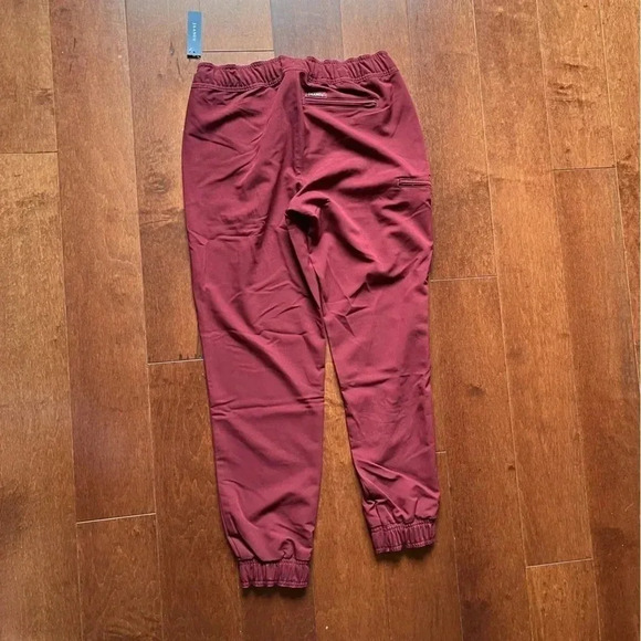 NWT Jaanuu Women's Size Medium Wine 5 Pocket Skinny Scrub Jogger Pants - Picture 6 of 12